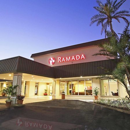 Ramada Miami Airport North Hotel Hialeah Buitenkant foto